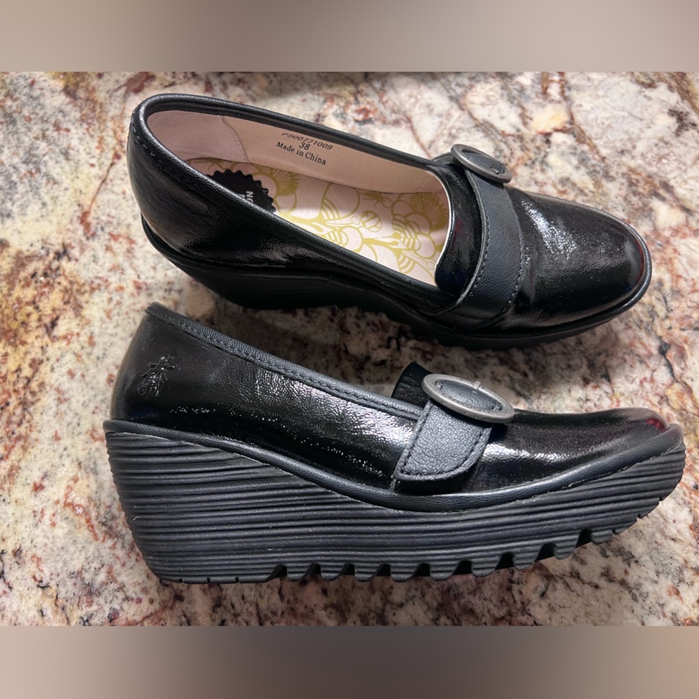 Ladies size 8- black patent leather wedge loafers/ like new - Picture 2 of 10